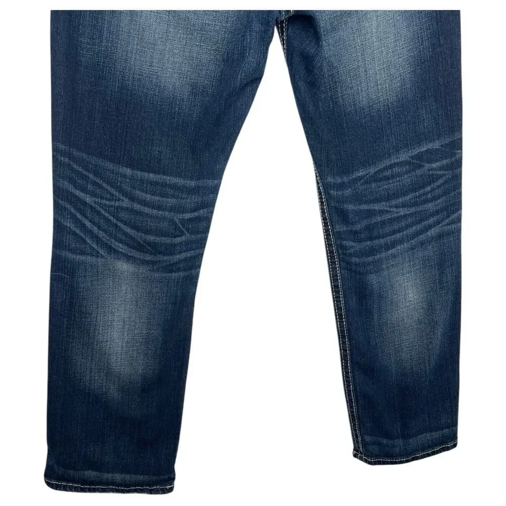 BKE Buckle Jeans Mens 33 Short Ryan Straight Embroidered Wiskering AVM3007 Blue